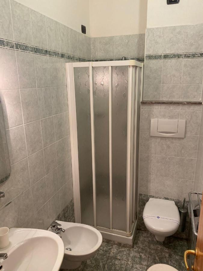 Hotel Pine Beach 罗索利纳马雷 外观 照片