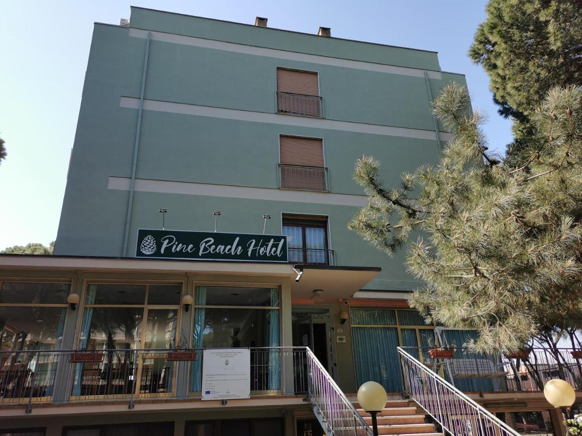 Hotel Pine Beach 罗索利纳马雷 外观 照片
